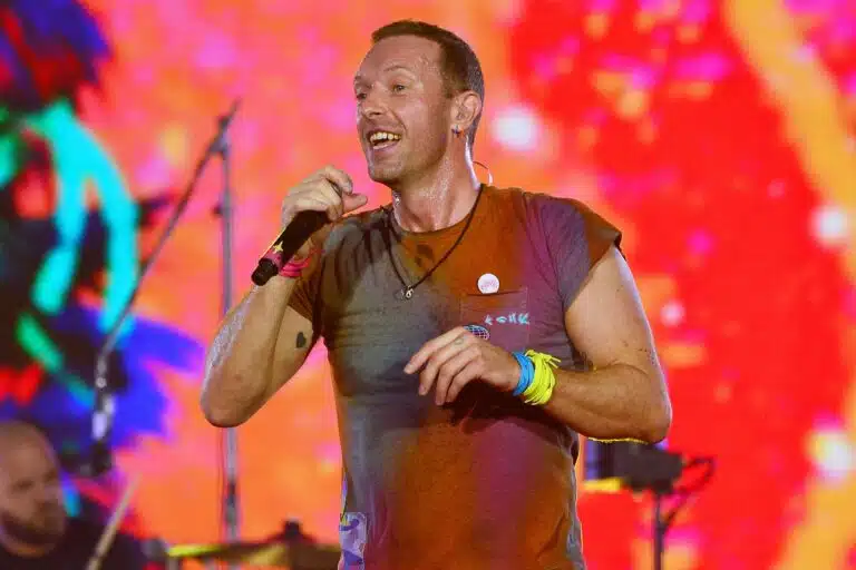 Chris Martin Net Worth: Coldplay, Life & Albums